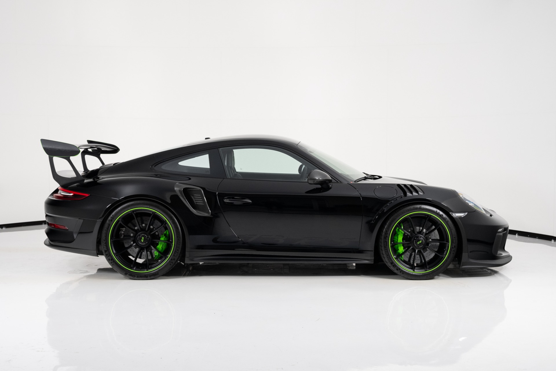 New 2019 PORSCHE 911 GT3 RS For Sale