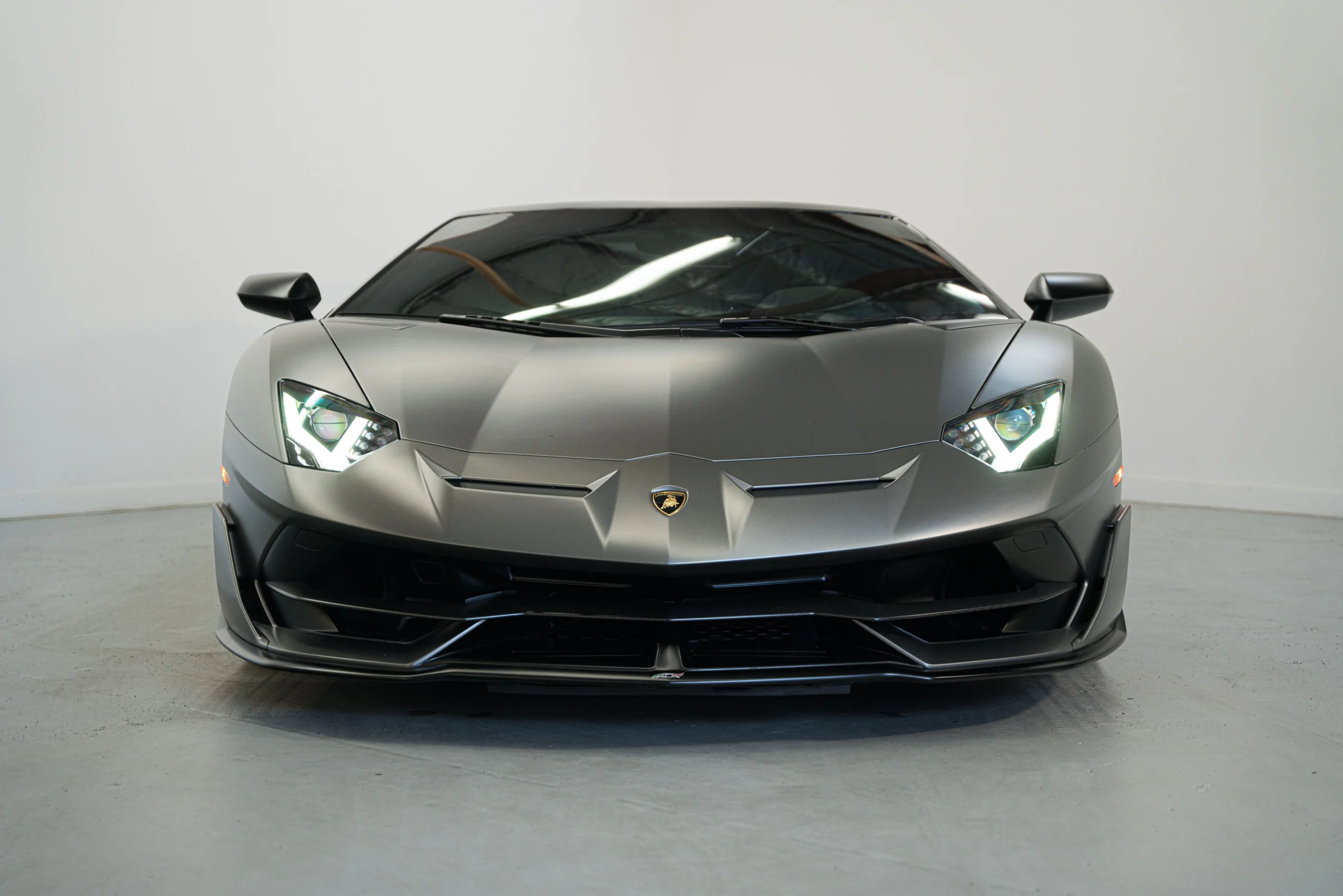 Lamborghini Aventador SVJ Roadster