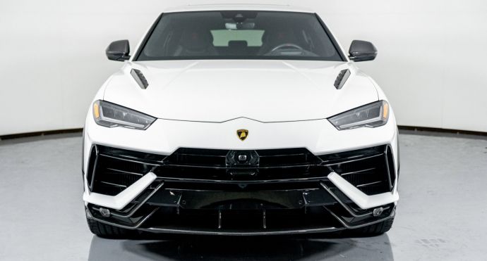 2023 Lamborghini Urus Performante Fo